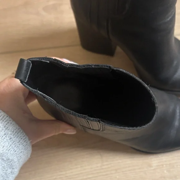 Marc Fisher Elegant Black Ankle Boots - Picture 6 of 9